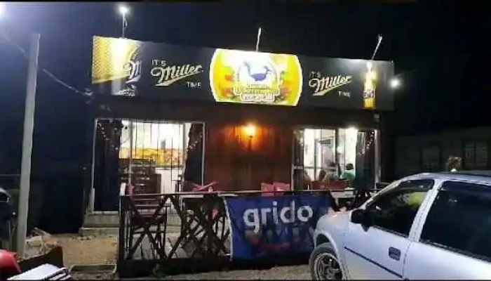 Chiviteria Restaurante Pizzeria El Correcaminos Videos - Treinta y Tres