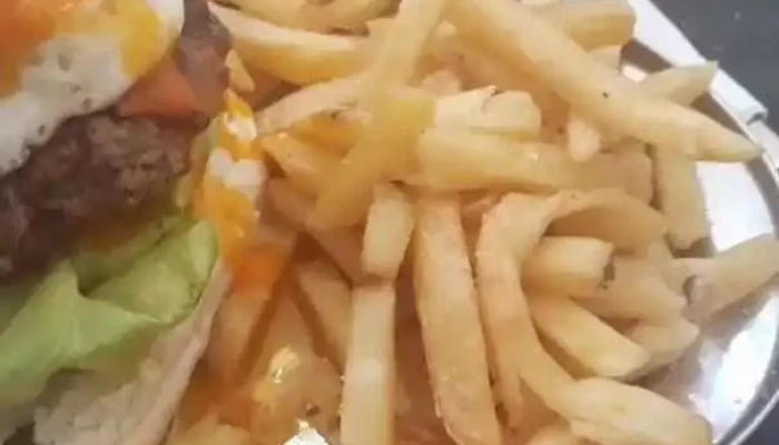 Chivitos La Mole -  Videos - Montevideo