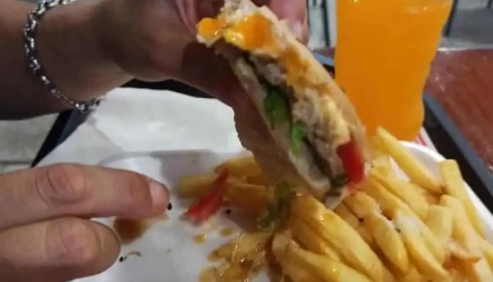 Chivitos Lo De Pepe -  Comida Y Bebida - Montevideo