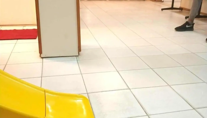 Circulo Catolico Santa Lucia Lobby - Santa Lucía