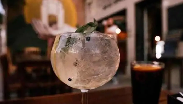 Ciudadela Bar -  Comida Y Bebida - Montevideo