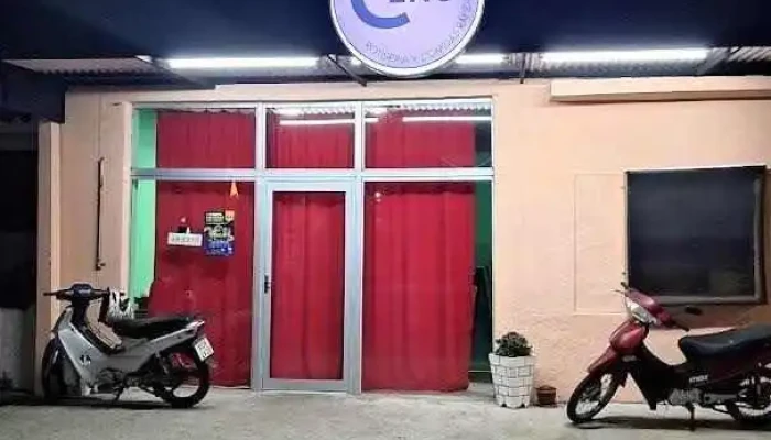 Clau Rotiseria - Florencio Sánchez