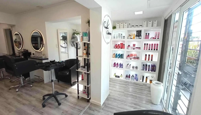 Claudia Gutierrez Estilista Unisex -  Interior - Las Toscas