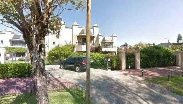 Clinica Belmont   Bluecross Blueshield De Uruguay Zona - Montevideo