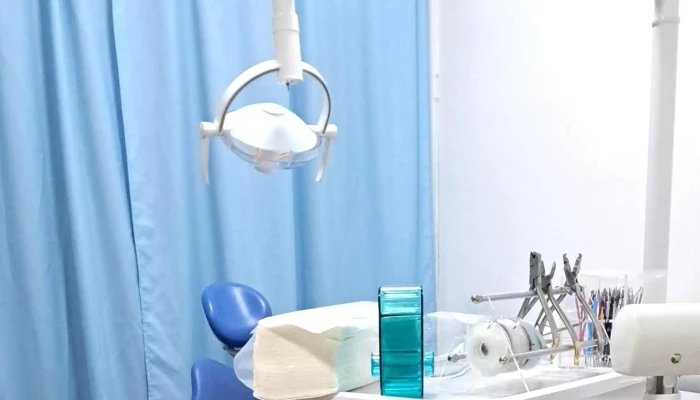 Clinica Conde Dental Sitio Web - Montevideo