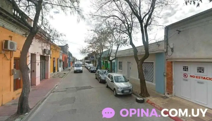 Clínica Interdisciplinaria Colibrí - Canelones