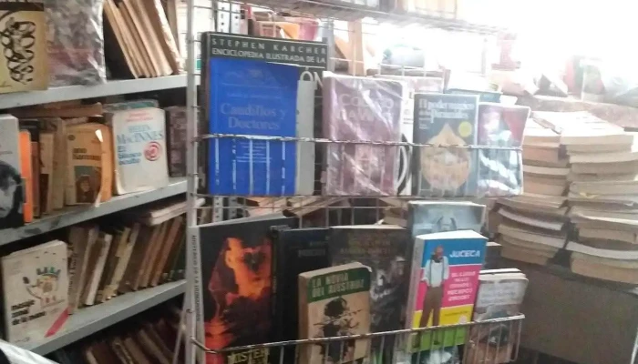 Club De Lectores Tula -  Interior - Melo