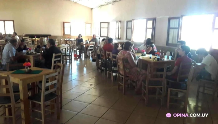 Club Hipico Los Potros Ambiente - Isidoro Nobl&iacute;a