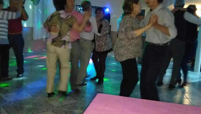 Club La Amistad -  Todo - Lascano