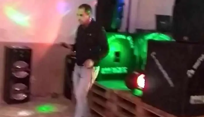 Club La Amistad -  Videos - Lascano