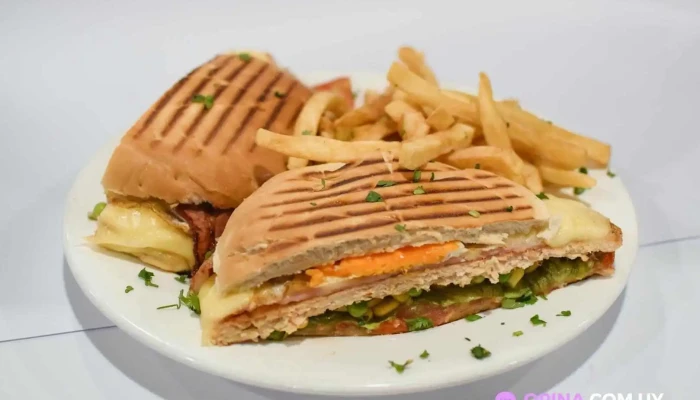 Cocorico Comida Y Bebida - Montevideo