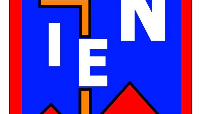 Colegio -    Instituto Educacional Nersesian Del Propietario - Montevideo