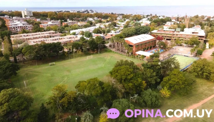 Colegio La Mennais -  Videos - Montevideo