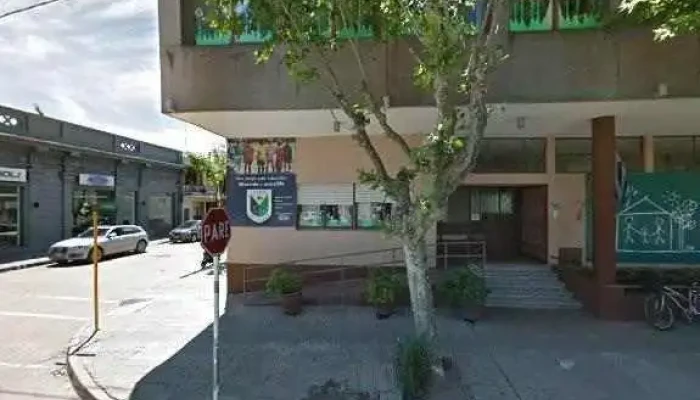 Colegio San Salvador -  Zonadeg - Dolores