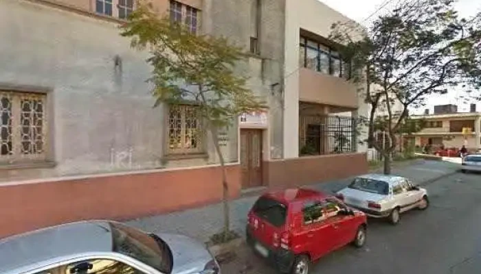 Colegio Y Liceo Sagrada Familia -  Cerca De Mideg - Salto