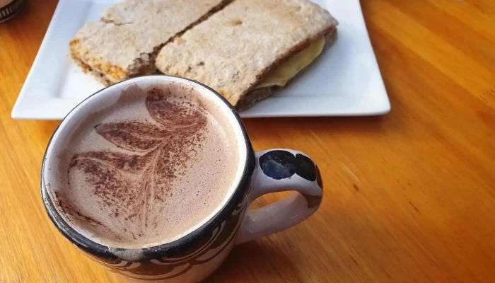 Colonia Sandwich Coffee Shop -  Coffee Cake - Col. del Sacramento