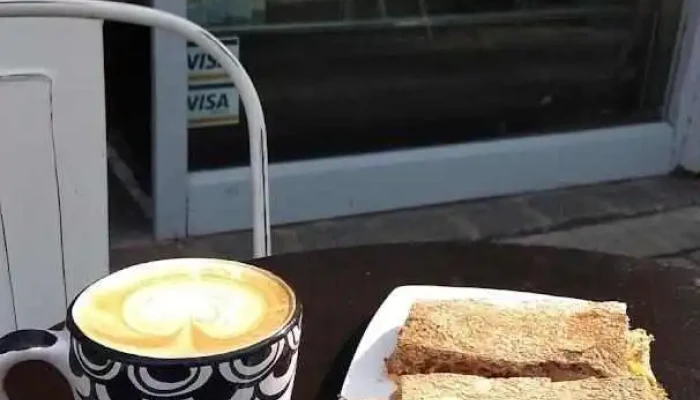 Colonia Sandwich Coffee Shop -  Coffee Cake - Col. del Sacramento