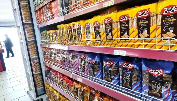 Comercial Avenida - 37 - Centro