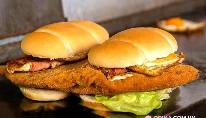 Como En Casa Pizzeria -  Comida Y Bebida - La Floresta