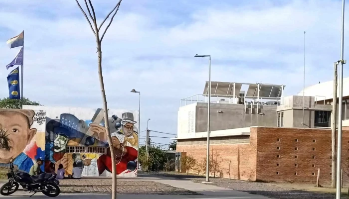 Complejo Cultural Crece Flor De Maronas Comentario 8 - Montevideo