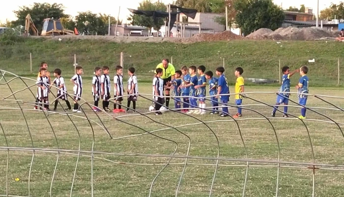 Complejo El Abrojal -    Club Social Y Deportivo La Lanera Equipo - Durazno