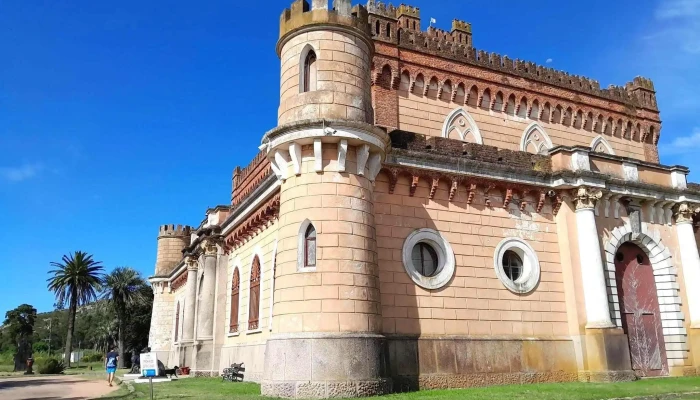 Complejo Turístico Piedra Mora - Ruta 37 - Km. 4