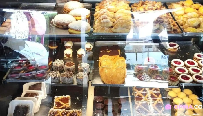 Confiteria Del Lourdes Todas - Montevideo