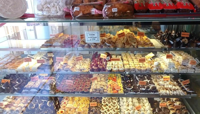 Confitería Segunda Cartuja - 11700 Montevideo