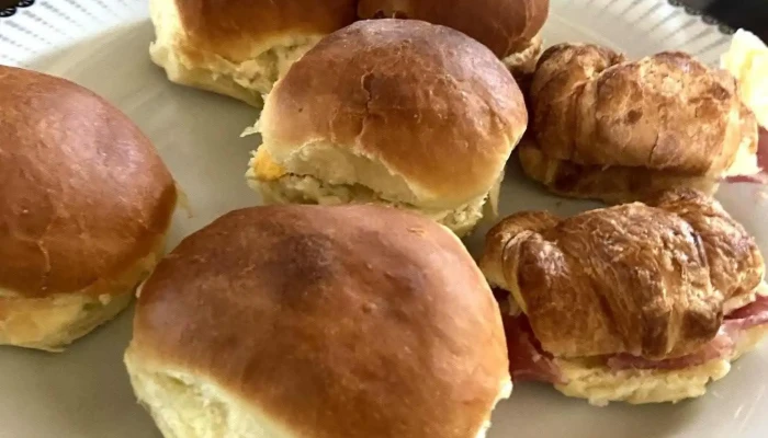 Confiteria Y Heladeria Cantegrill Recientes - Montevideo