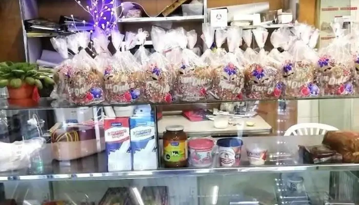 Confiteria Y Panaderia Obelisco Vitrina - Las Piedras