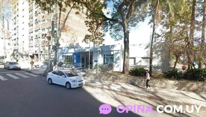 Consultorio Dr. Macedo - Montevideo