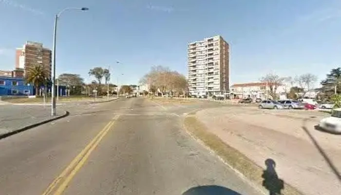 Consultorio Odontologico Centro Cuatro Vientos Malvin Dondedeg - Montevideo