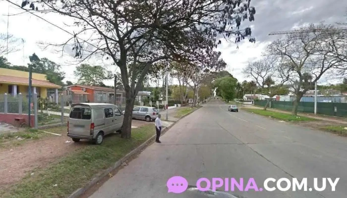 Consultorio odontológico cubano - Montevideo