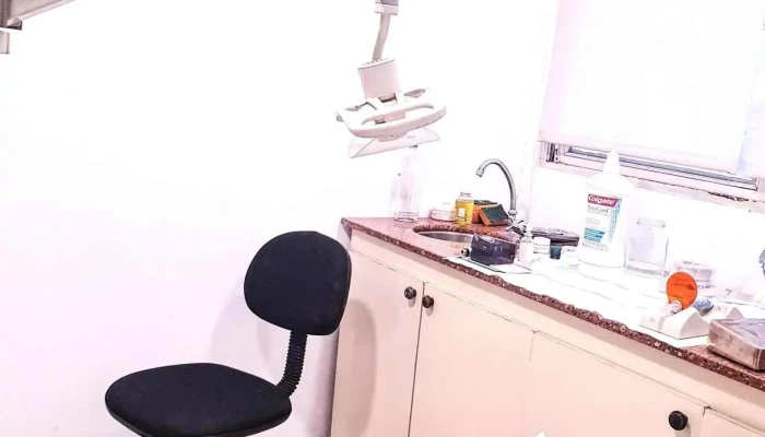 Consultorio Odontologico Dr Fernando Berra Del Propietario - Montevideo