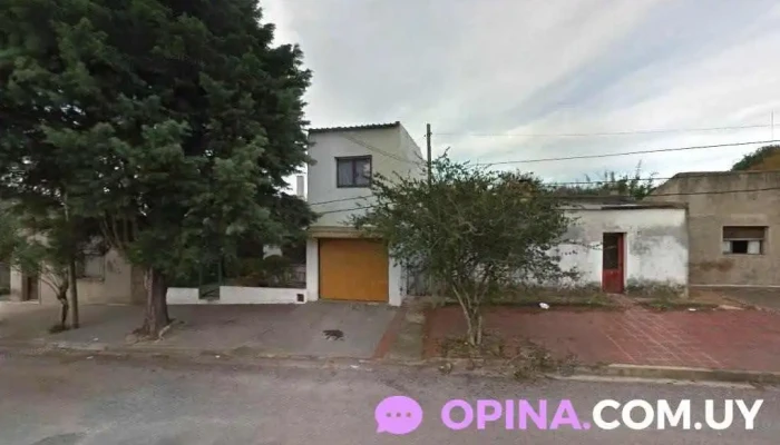 Consultorio Odontológico Dra.Casales - Treinta Y Tres