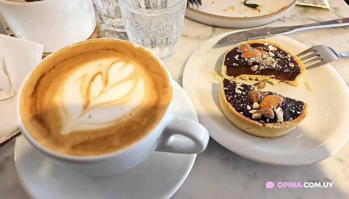 Contigo Sueno Capuchino - Montevideo