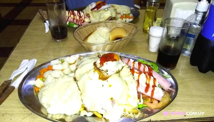 Continental -  Comidas Y Bebidas - Mercedes