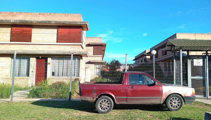 Cooperativa De Vivienda 13 De Junio -  De Los Visitantes - Montevideo