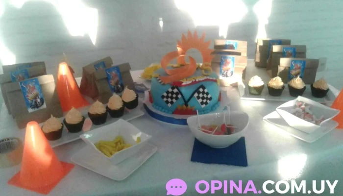 Coperativa De Viviendas Coviecal Comida Y Bebida - Carmelo