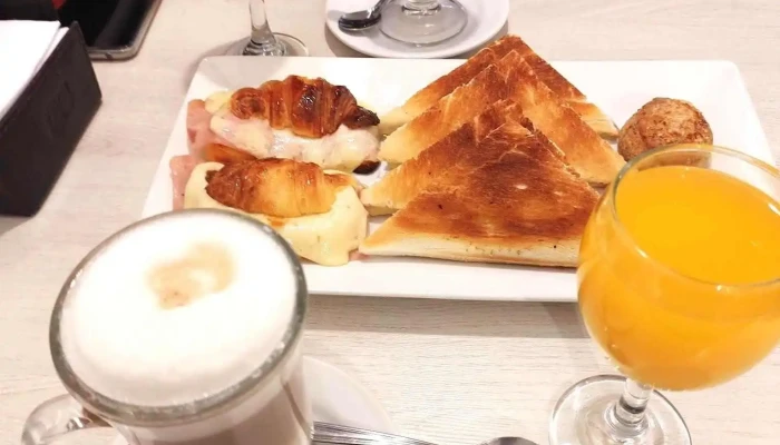 Corunesa Cafe Jugo - Montevideo