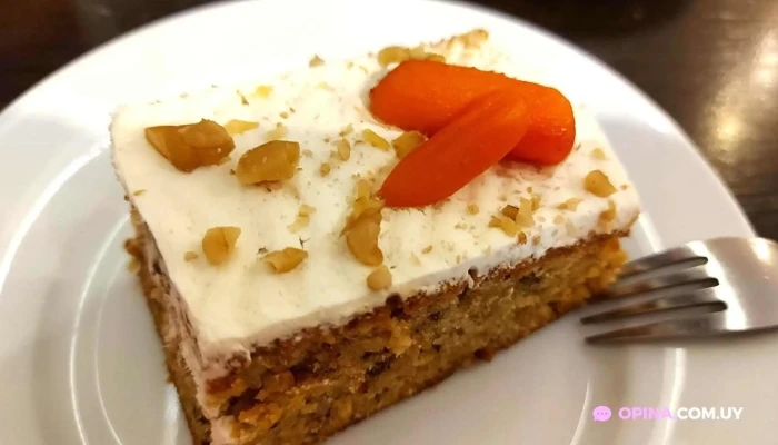 Corunesa Cafe Pastel De Zanahoria - Montevideo