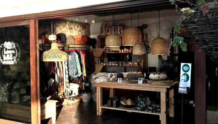 Cosas Bellas Tienda De Objetos -  Instagram - Col. del Sacramento