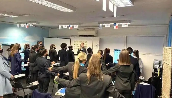 Crew - EscuelaDeTripulantes - Montevideo