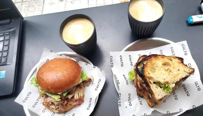 Culto Cafe Sandwich De Pollo - Montevideo