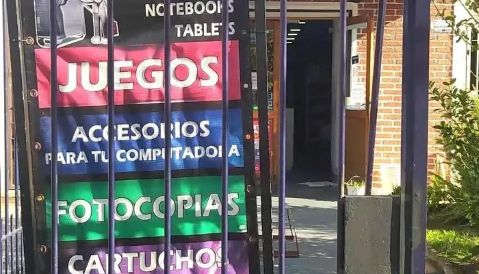 Cyber Locos De Remate -  Exterior - Montevideo