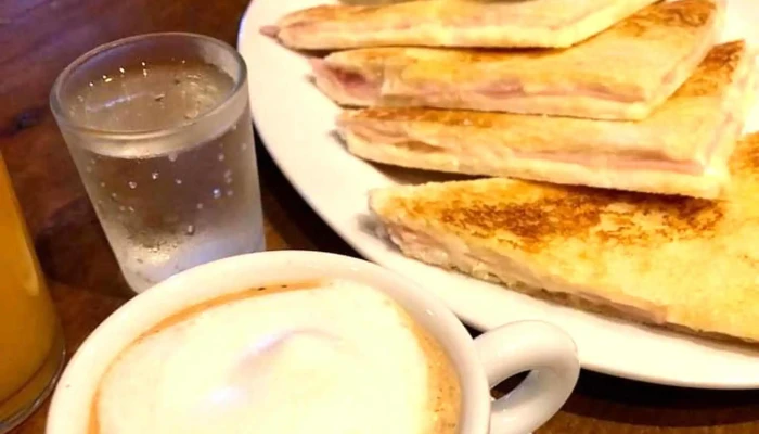 Cyrano Punta Del Este -  Comentario 6 - Punta del Este