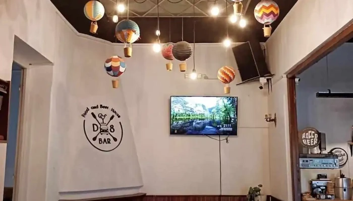 D8 Food And Beer House -  Ambiente - Trinidad