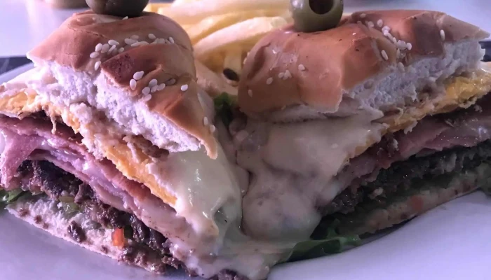 Del Centro -  Comentario 3 - Col. del Sacramento