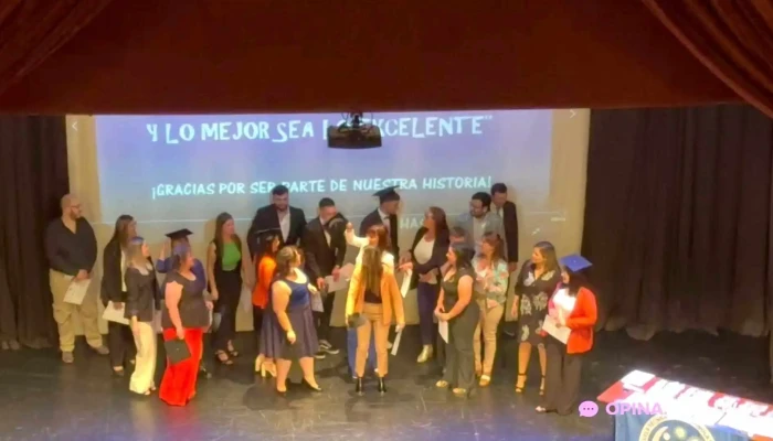 Del Teatro Cafe Videos - San José de Mayo