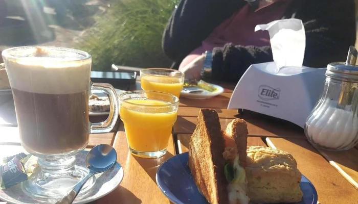 Deli De Las Rosas -  Comentario 1 - Col. del Sacramento